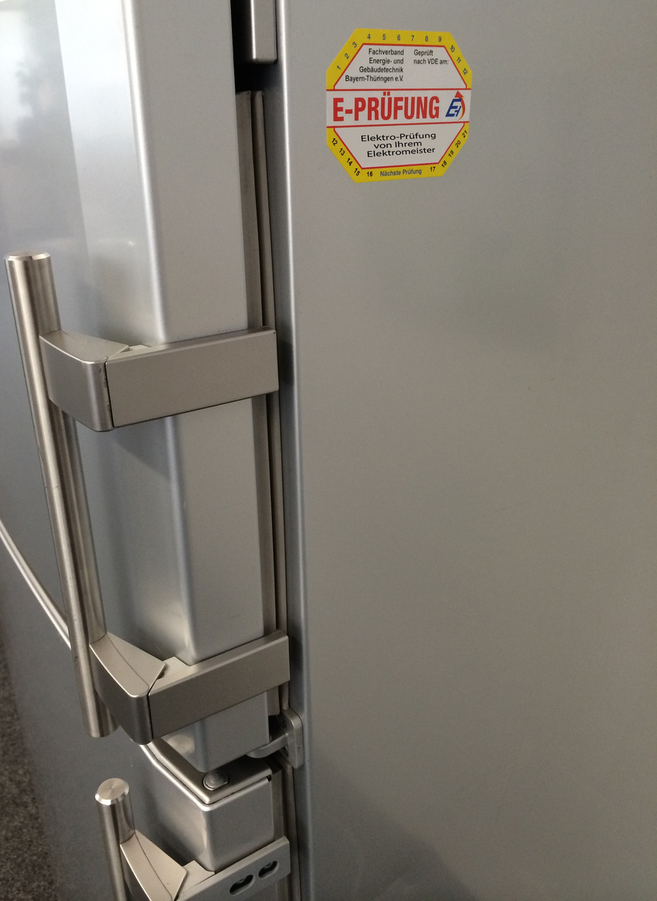 Bild E Pruefung m bei Das Elektroteam Winkler GmbH in Erfurt